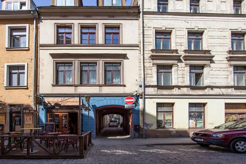 Modern & Spacious 80M2 Apartment In Riga Old Town Экстерьер фото